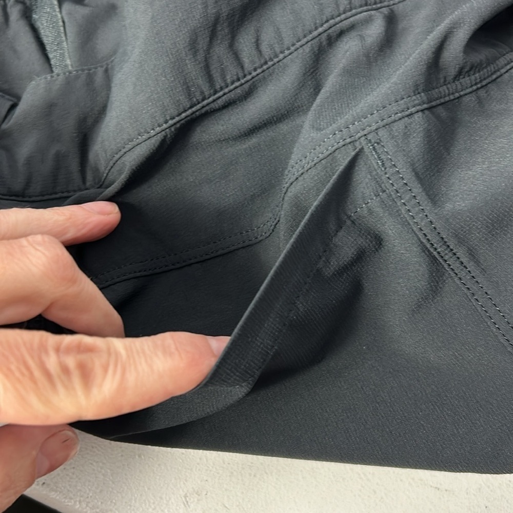 Women’s Black Straight-Leg Pants - Picture 7 of 13